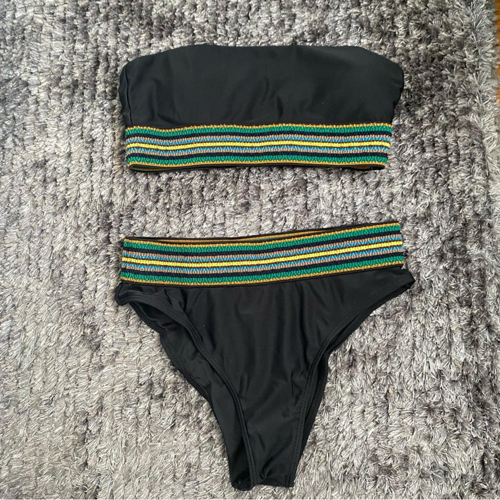 Strapless bikini